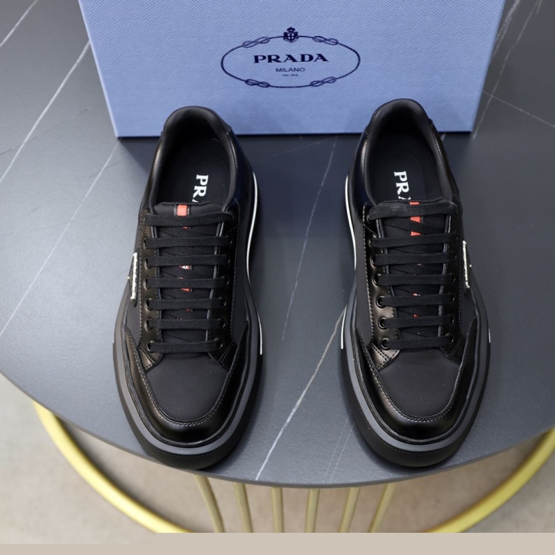 Pra*a casual shoes